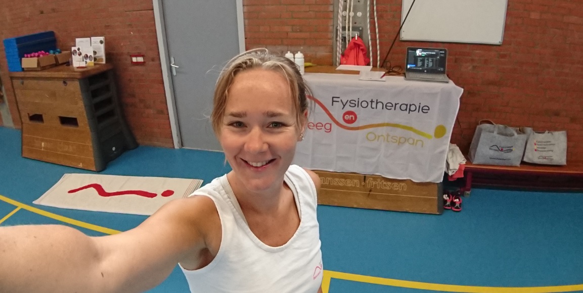 Groepstraining-binnen-fysiotherapeut Groepstraining-binnen-fysiotherapeut