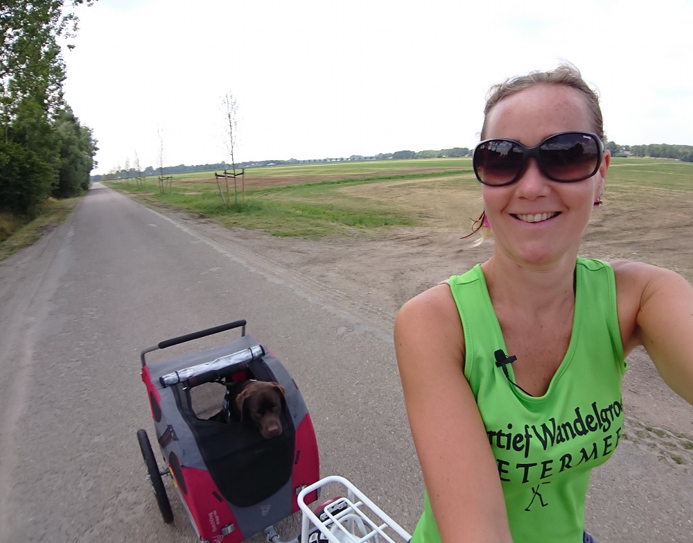 fysiotherapeut-maaike-wandelgroep-zoetermeer hulphond-tjibbe-fysiotherapeut-zoetermeer